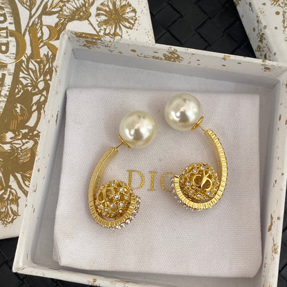 Pendientes Colgantes con Perla Redonda