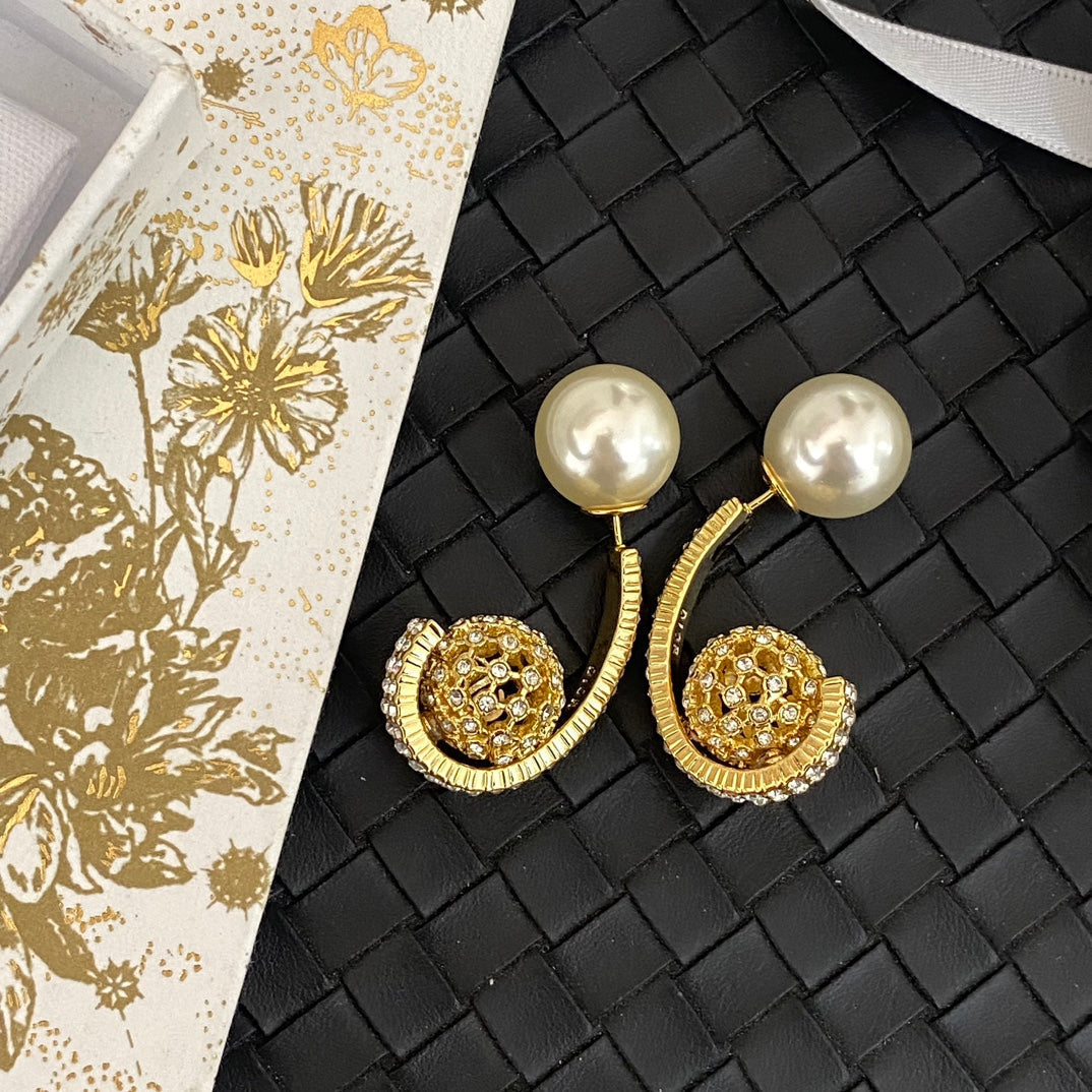 Pendientes Colgantes con Perla Redonda