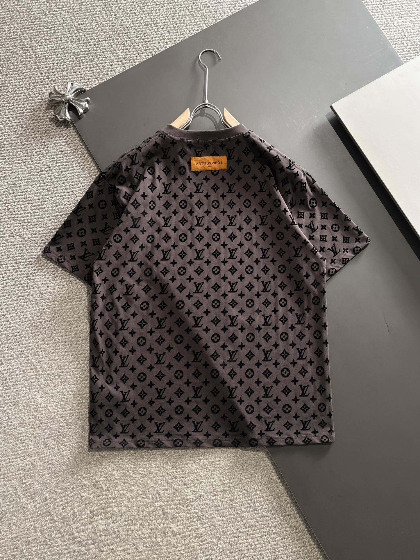 NOUVEAU T-shirt 0403