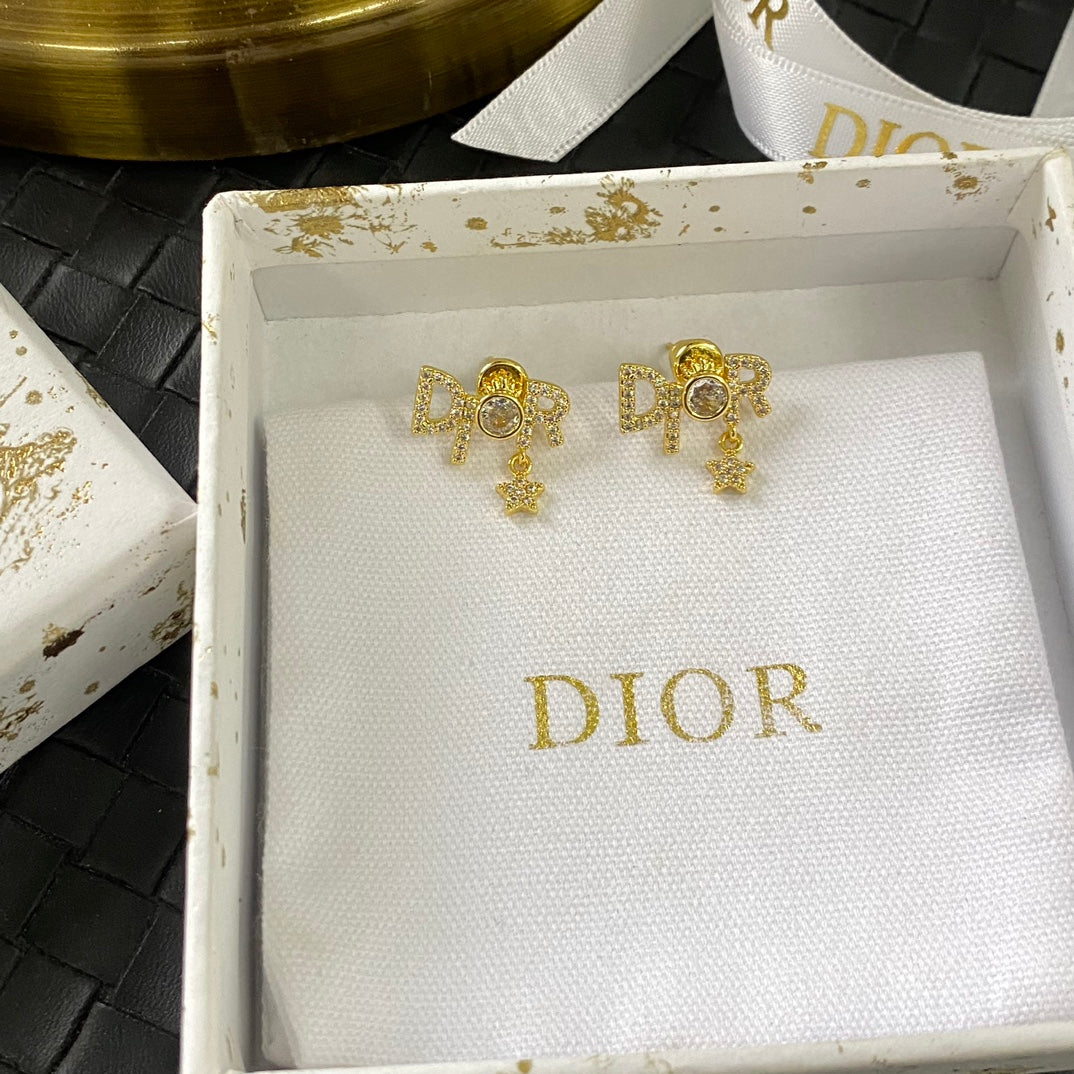 Boucles d'oreilles en cristal avec lettres tendance