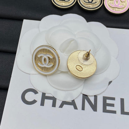 Pendientes Metálicos con Logo Redondo Vintage