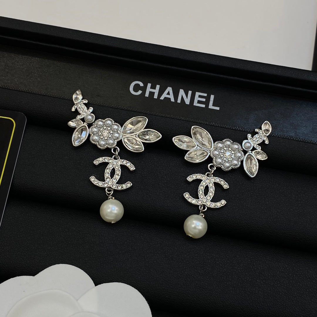 Pendientes colgantes de flor de perla