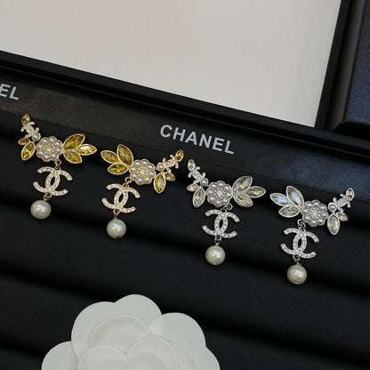 Pendientes colgantes de flor de perla