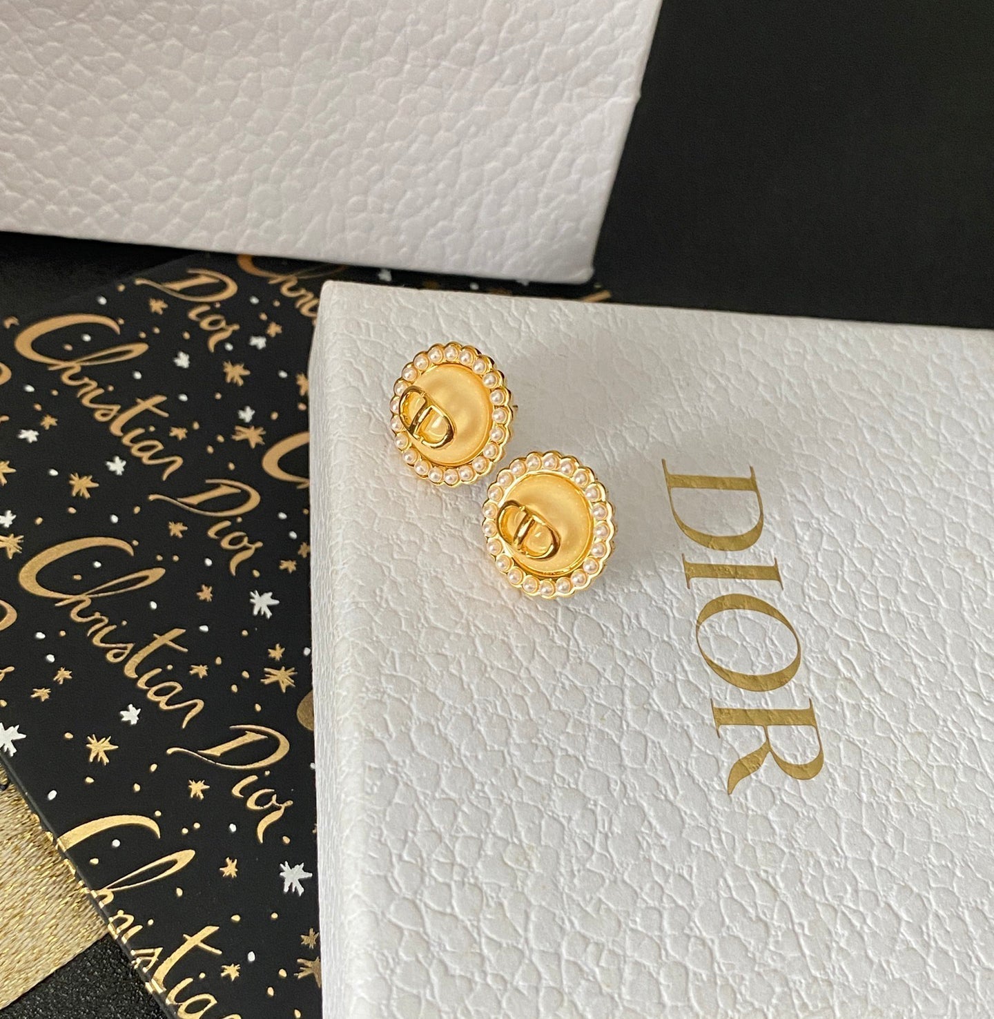 Boucles d'oreilles rondes de luxe
