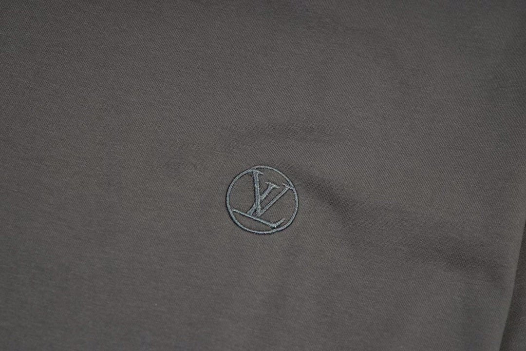 NOUVEAU T-shirt 0402