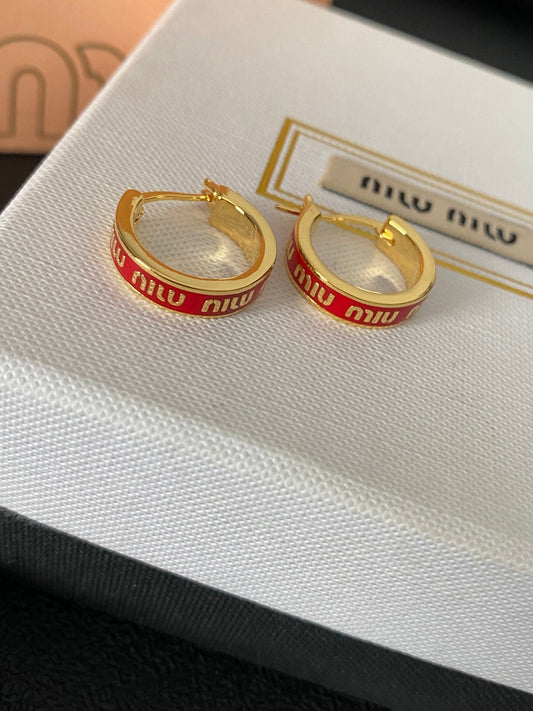 Aretes de latón esmaltado