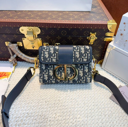 Bolso caja Mini Montaigne