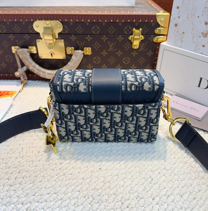 Bolso caja Mini Montaigne