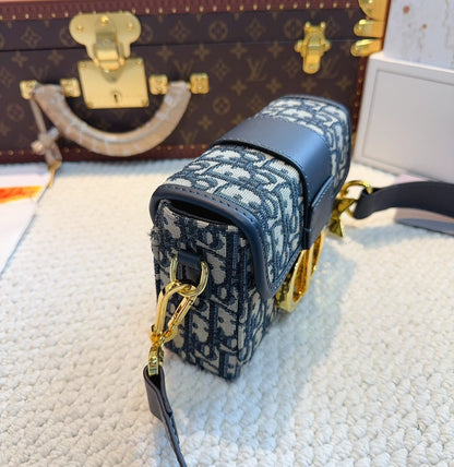 Bolso caja Mini Montaigne
