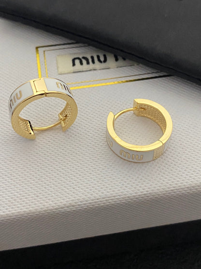 Aretes de latón esmaltado