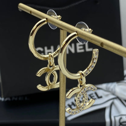 Pendientes de aro dorado