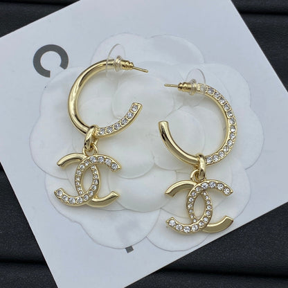 Pendientes de aro dorado