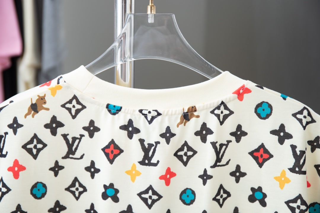 T-shirt imprimé co-brandé chiot