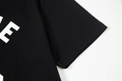 Camiseta de moda con estampado de letras
