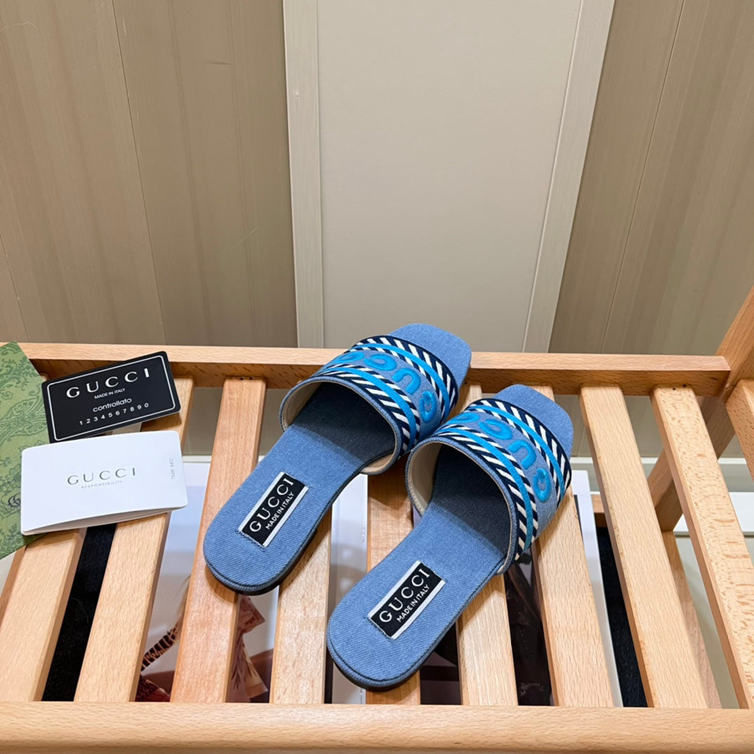 Pantuflas Planas de Jean con Letras