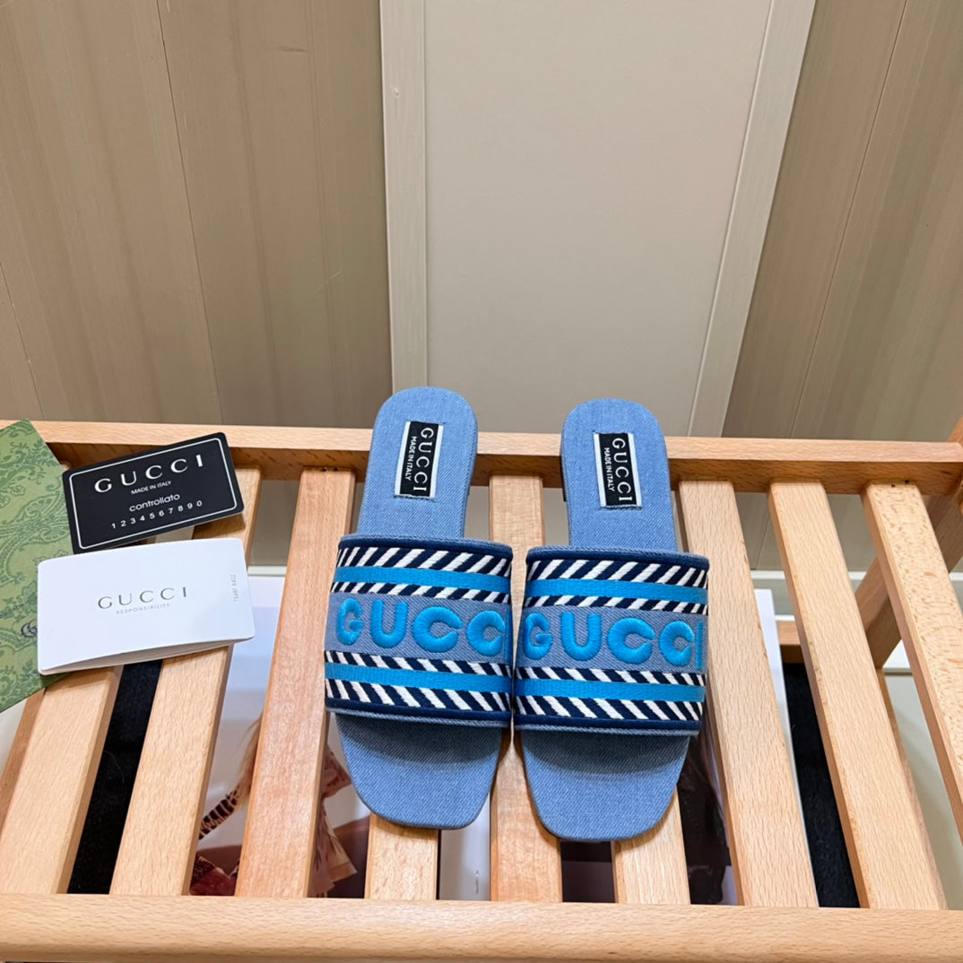 Pantuflas Planas de Jean con Letras