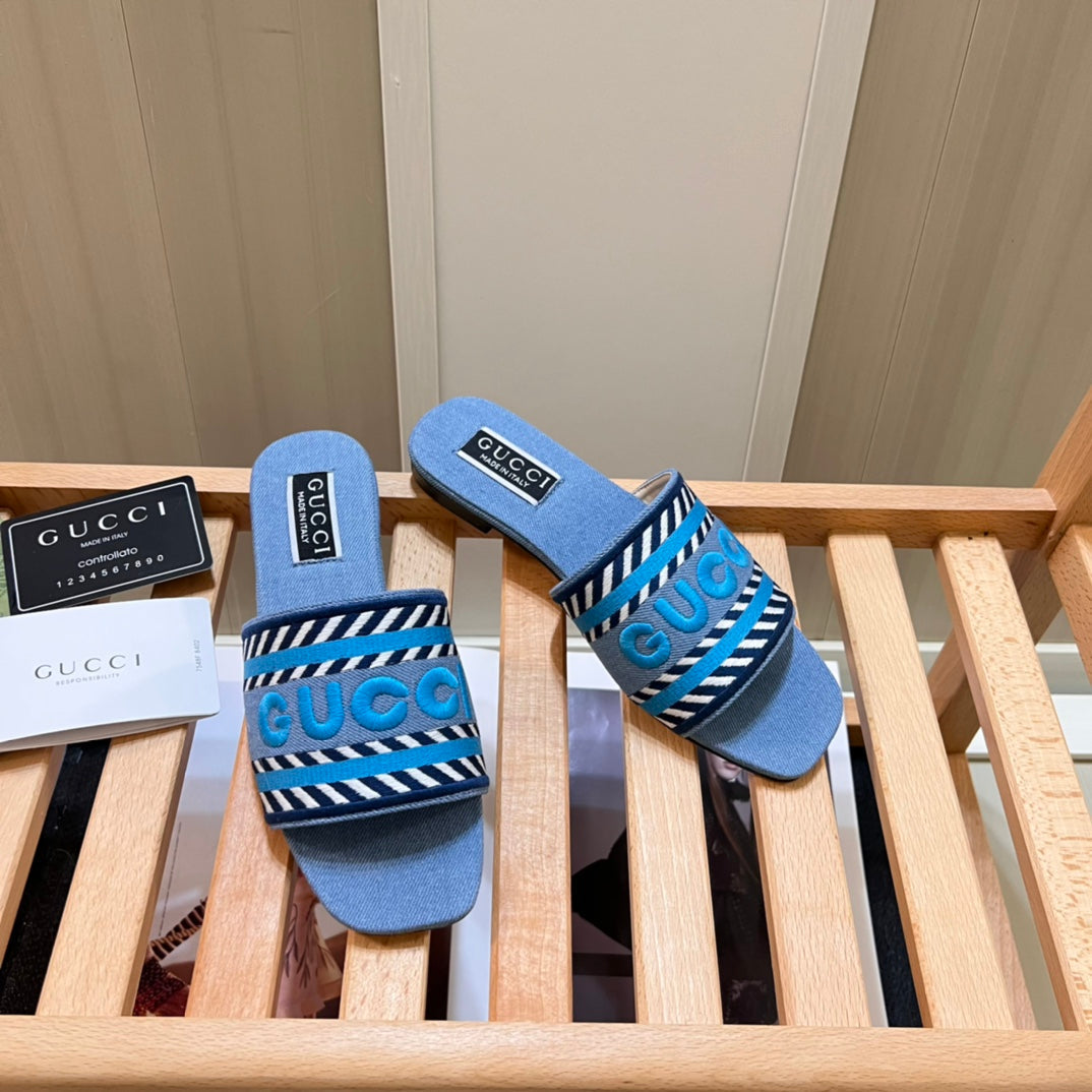 Pantuflas Planas de Jean con Letras