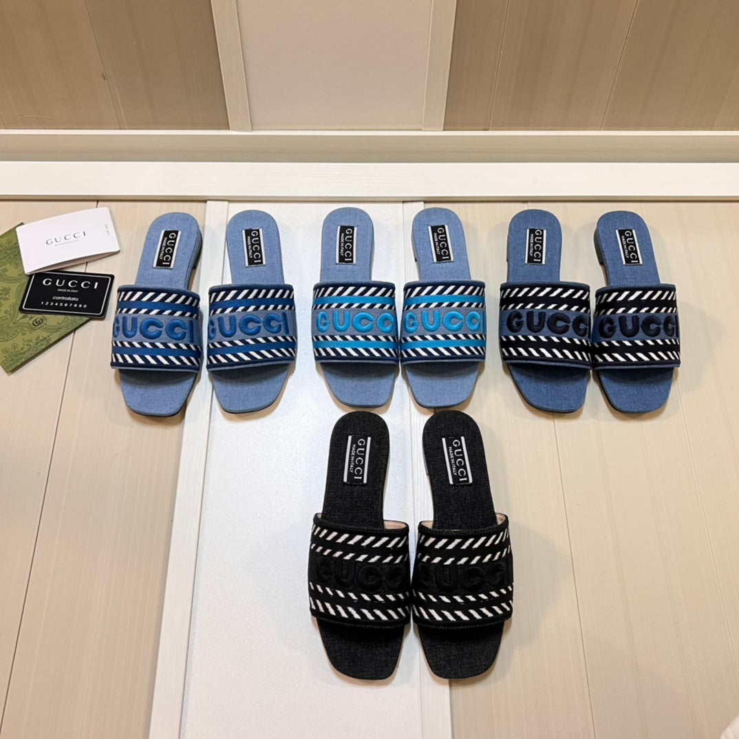 Pantuflas Planas de Jean con Letras