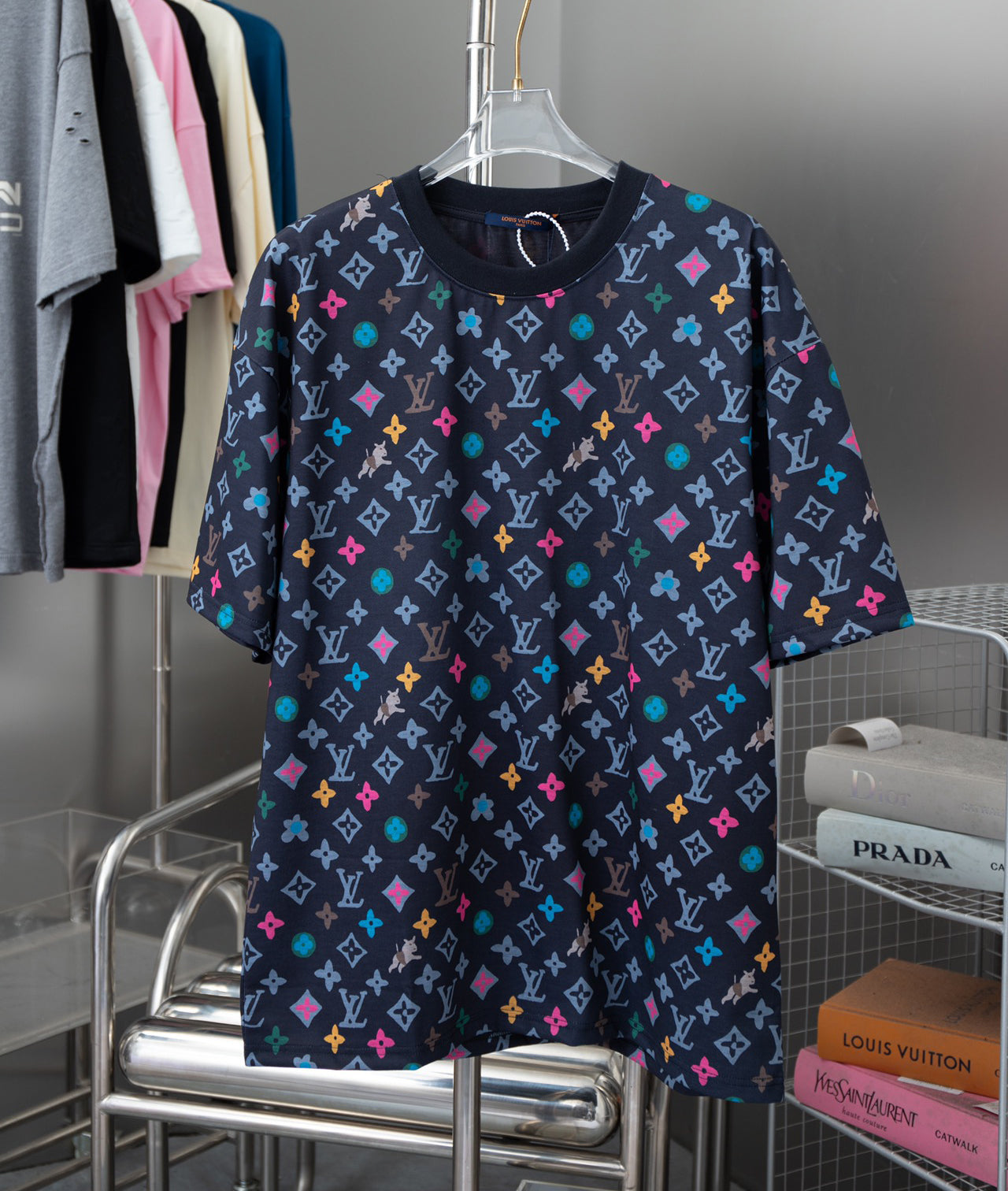 T-shirt imprimé co-brandé chiot
