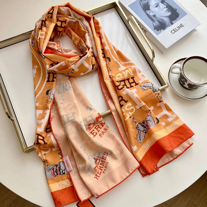 Foulard en soie à motif cheval double face