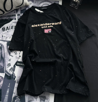 T-shirt à manches courtes avec logo brodé en mousse étincelante étoilée.