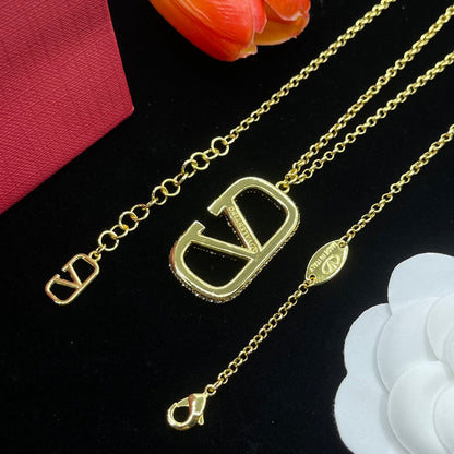 Juego de joyas de logotipo de diamante de oro vintage