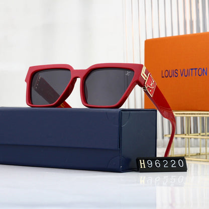 Lunettes de soleil carrées classiques