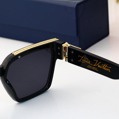 Lunettes de soleil carrées classiques