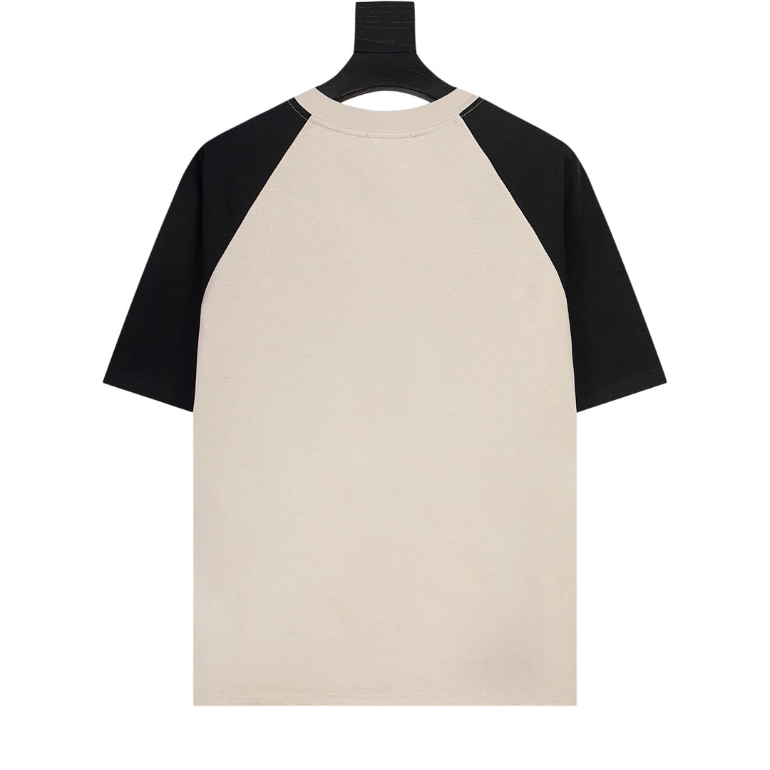 T-shirt color block à la mode