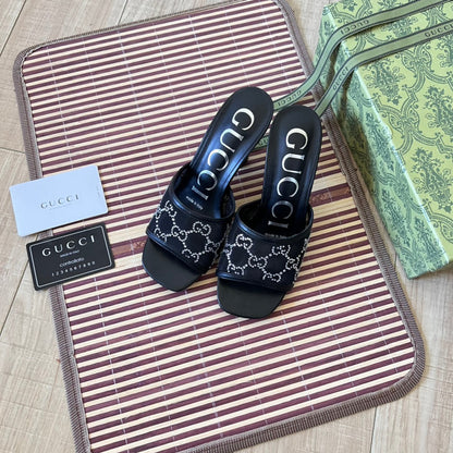 Sandalias de tacón alto con malla y diamantes de imitación