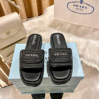 Pantuflas tejidas con suela gruesa