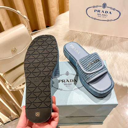 Pantuflas tejidas con suela gruesa