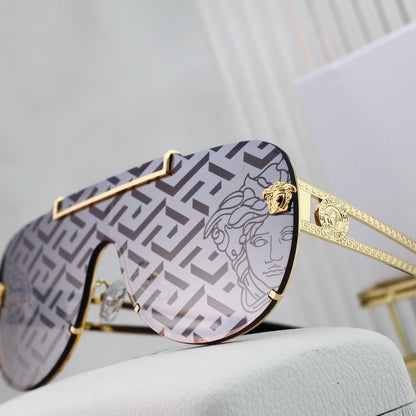 Gafas de sol retro con diseño de marca de agua