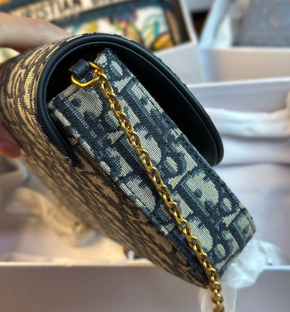 Bolso de sillín con cadena