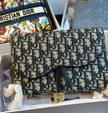 Bolso de sillín con cadena
