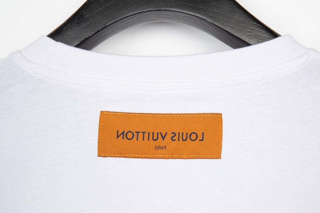 T-shirt coloré imprimé lettres