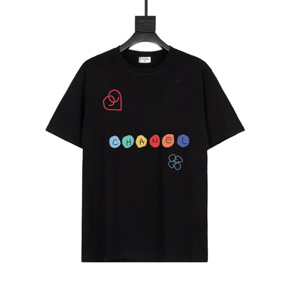 T-shirt mignon à imprimé arc-en-ciel