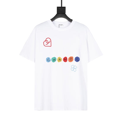 T-shirt mignon à imprimé arc-en-ciel