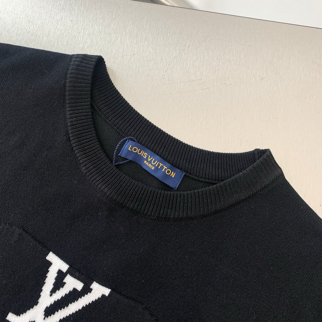 T-shirt brodé tricoté