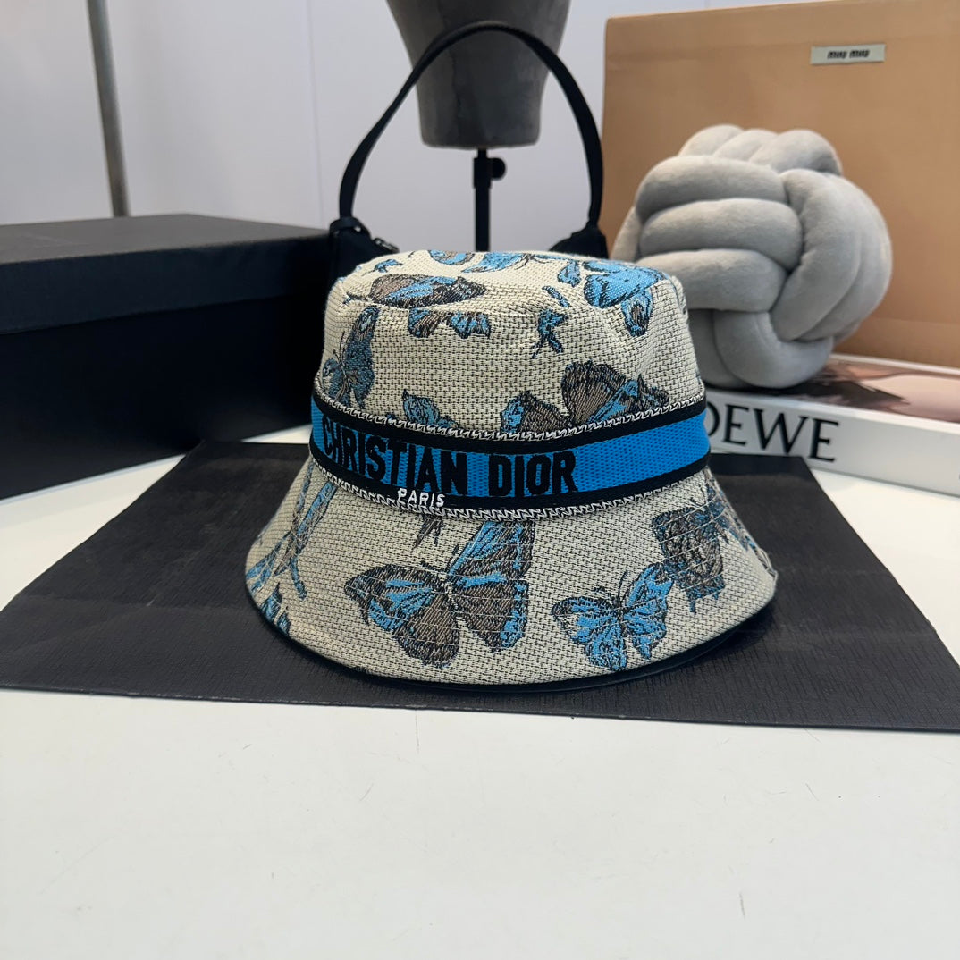 Chapeau Bob Brodé Papillon