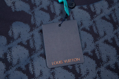 T-shirt imprimé bleu foncé sur toute la surface
