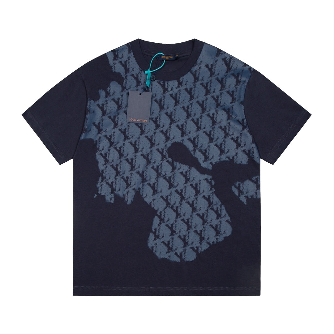 T-shirt imprimé bleu foncé sur toute la surface