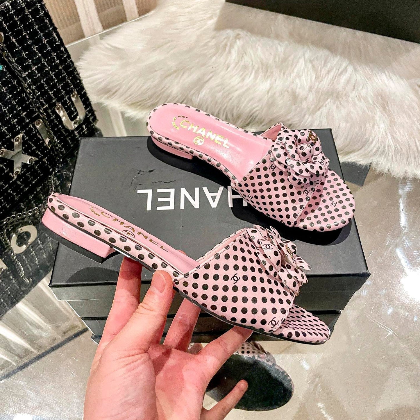 Chaussons plats rétro à pois