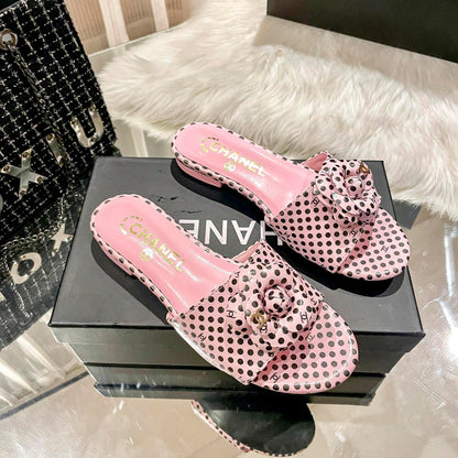 Chaussons plats rétro à pois
