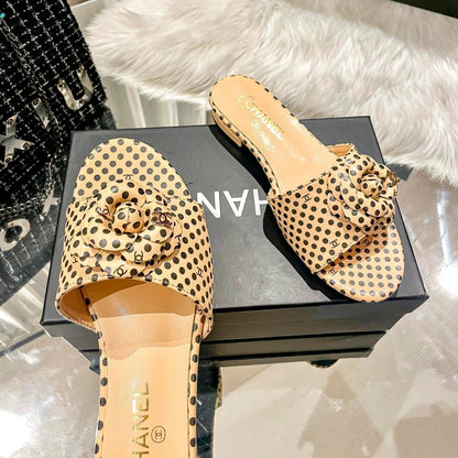 Chaussons plats rétro à pois