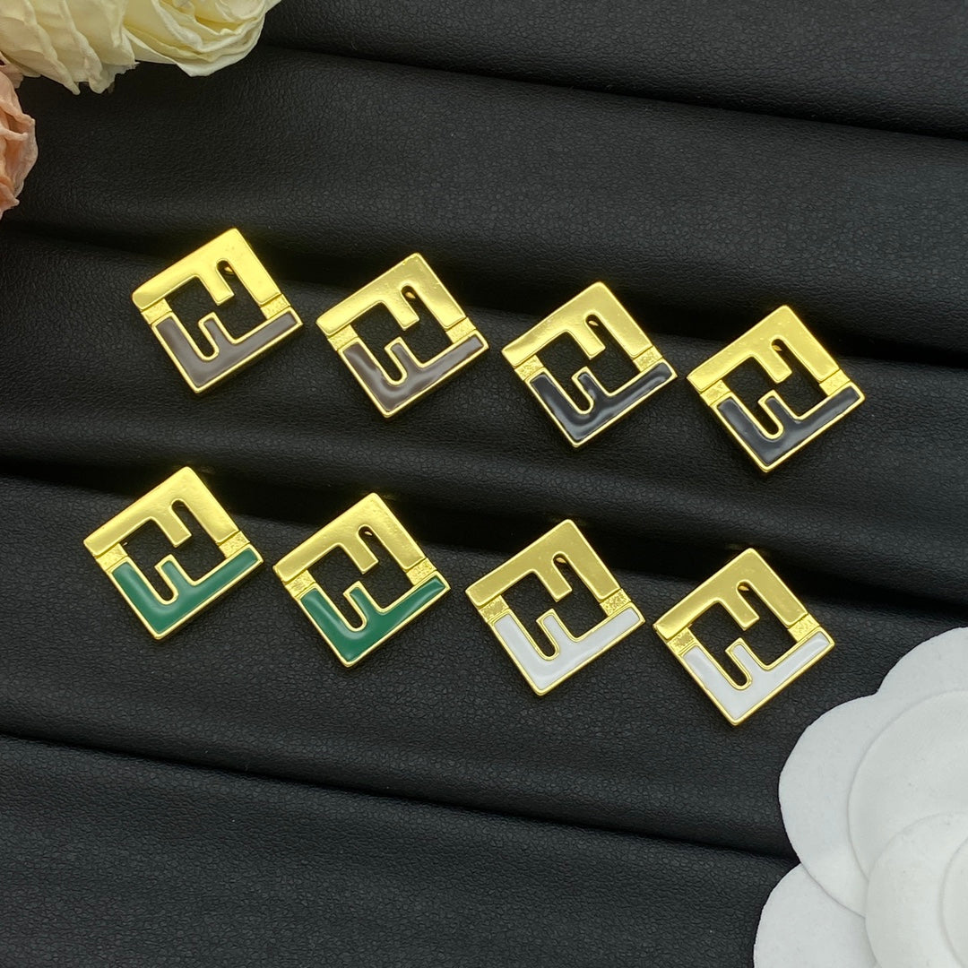 Boucles d'oreilles en émail métal en forme de F