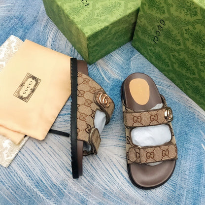 Sandales velcro vintage avec logo G en relief