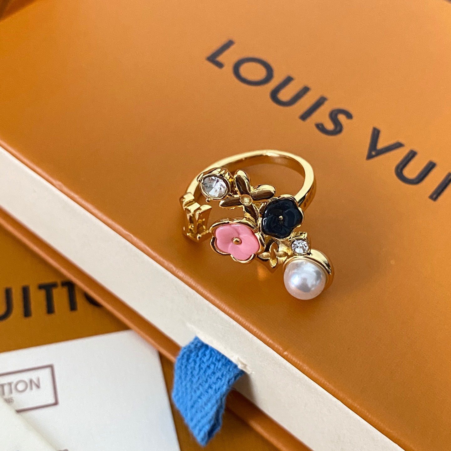 Anillo Abierto de Moda con Perlas y Flores