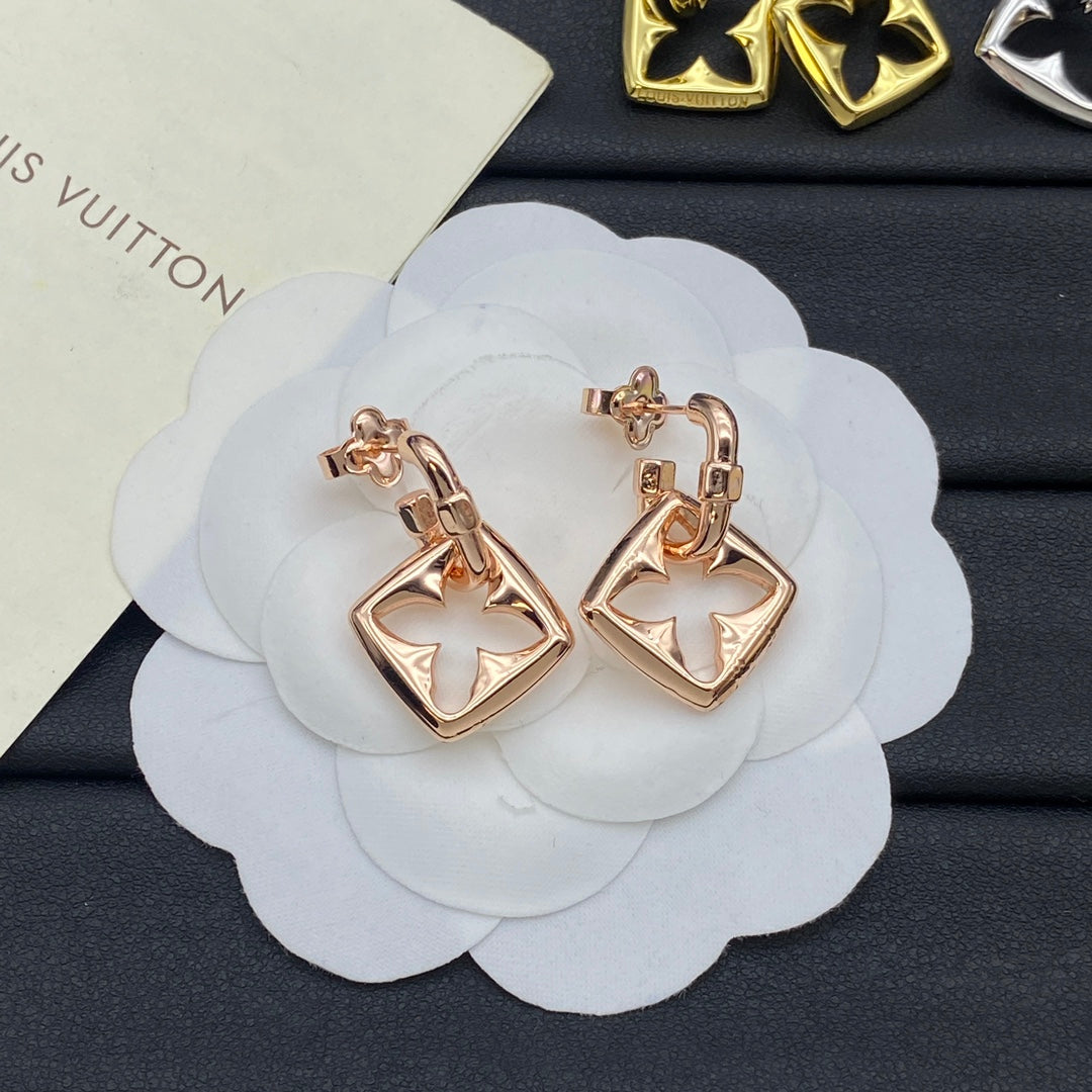 Boucles d'oreilles pendentifs Monogram Flower