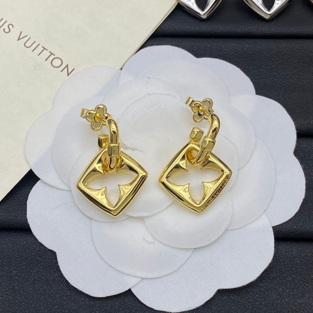 Boucles d'oreilles pendentifs Monogram Flower